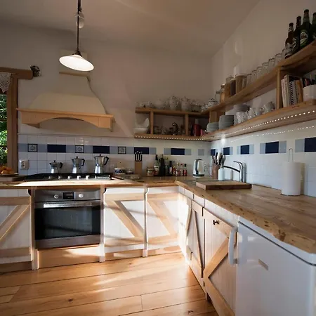 Pod Gora Karczmisko Bed and breakfast